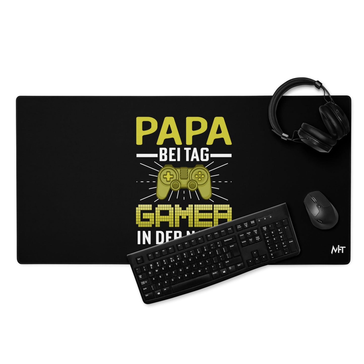 Papa Bei Tag Gamer in Der Nacht - Desk Mat by DarkByteGear