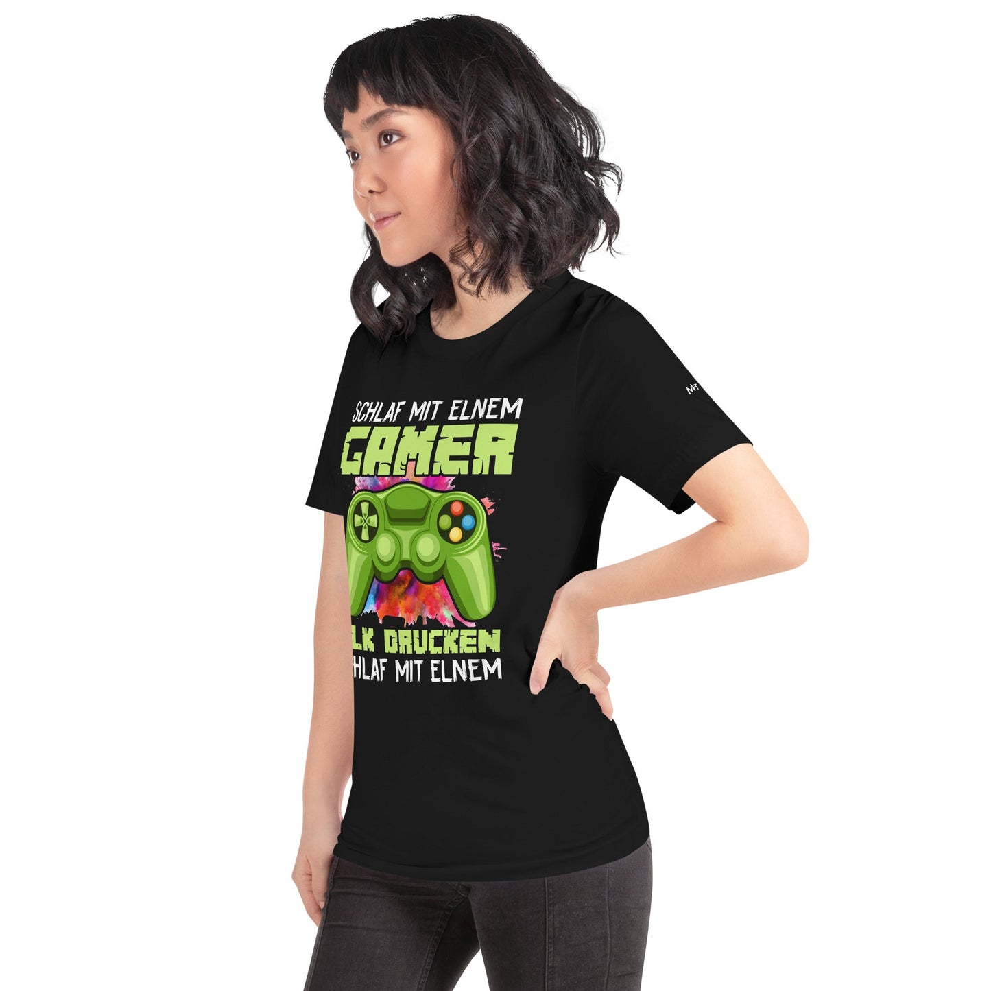 Schlaf Mit Elnem Gamer Drucken - Unisex t-shirt by DarkByteGear