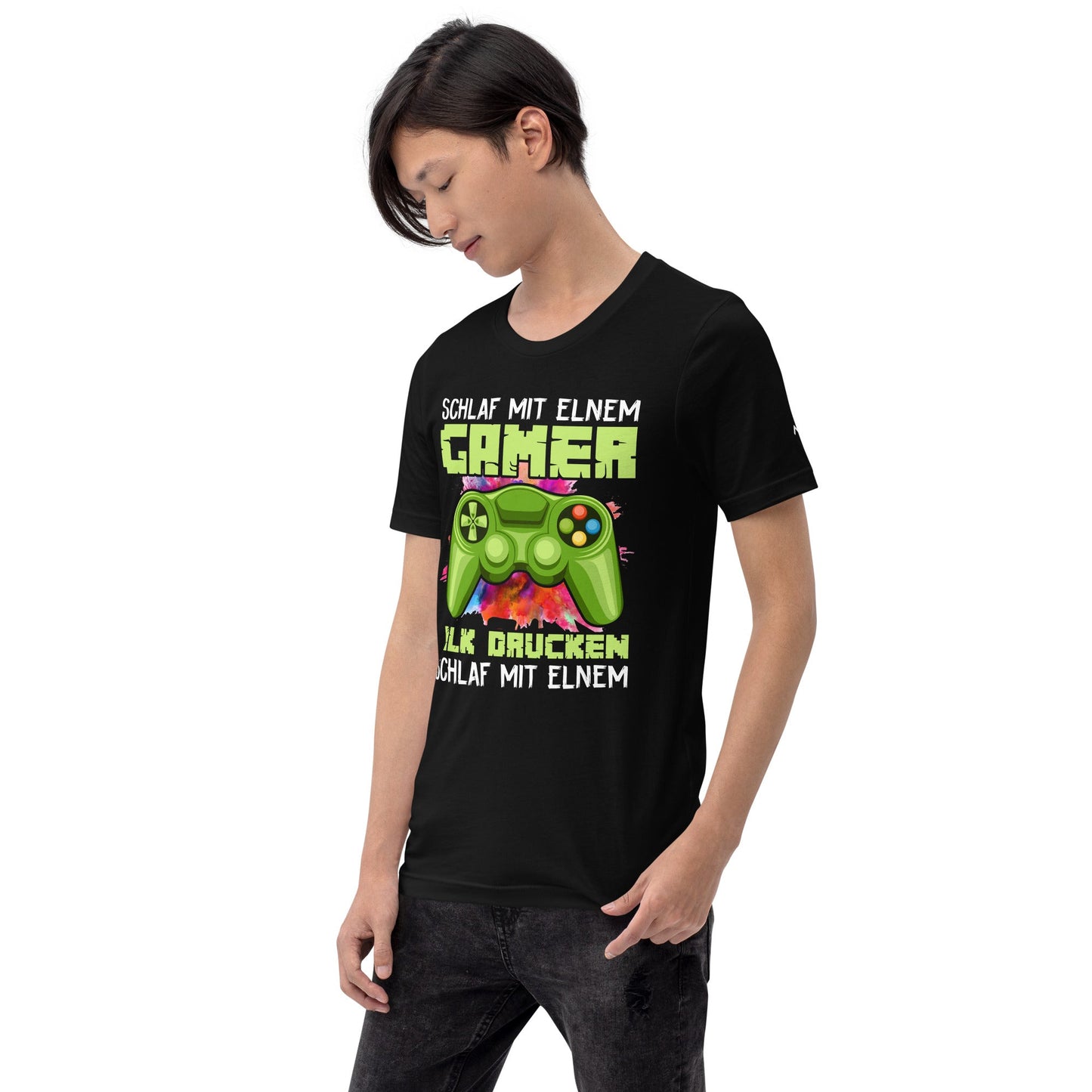 Schlaf Mit Elnem Gamer Drucken - Unisex t-shirt by DarkByteGear