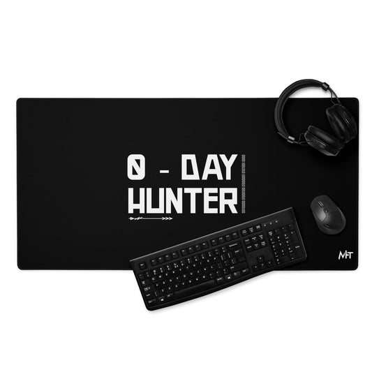 0-day hunter V5 Desk Mat by DarkByteGear
