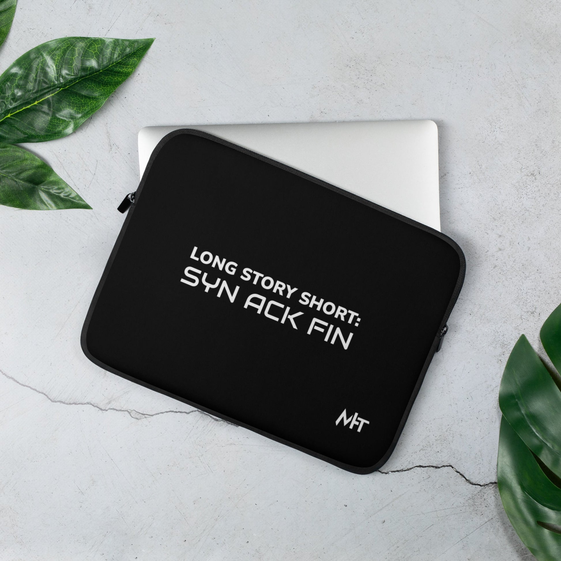 Long story short - Syn Ack Fin - Laptop Sleeve by DarkByteGear