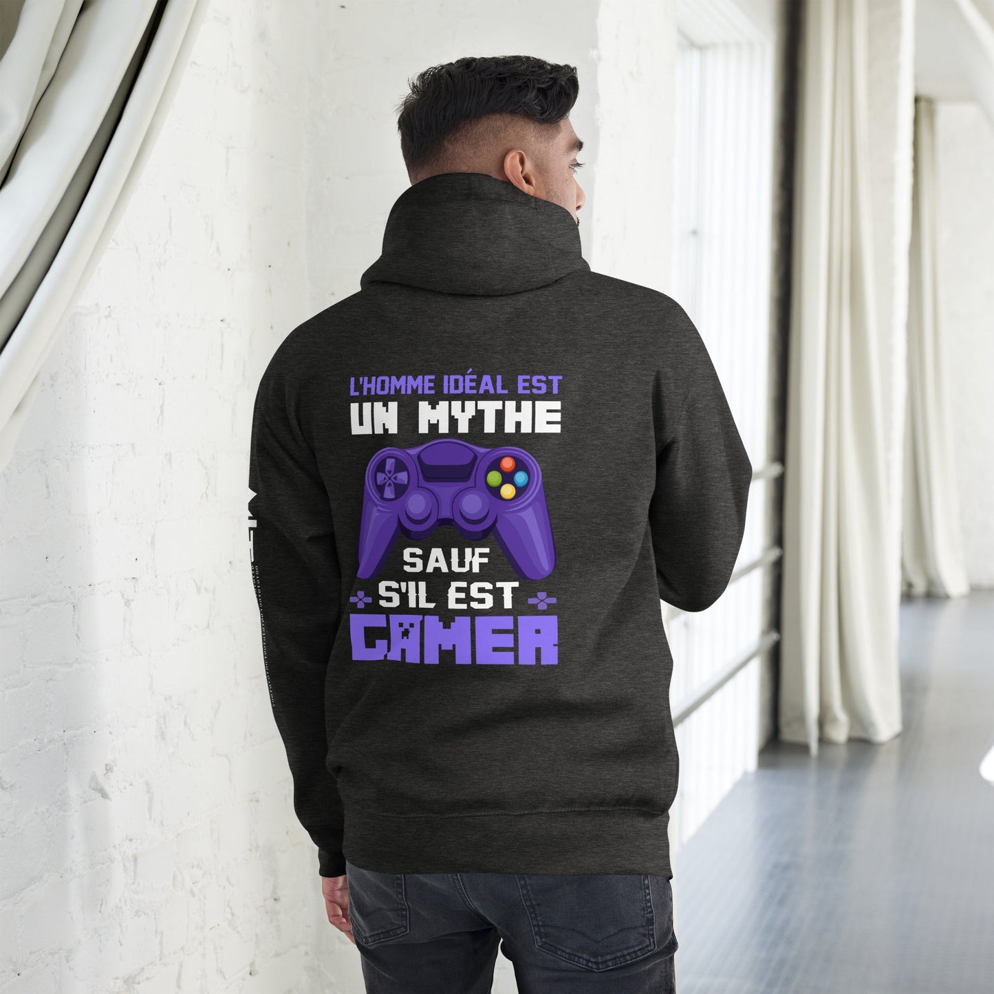 L'HOMME IDEAL EST UN MYTHE SAUF S'IL EST GAMER - Unisex Hoodie ( Back Print ) by DarkByteGear