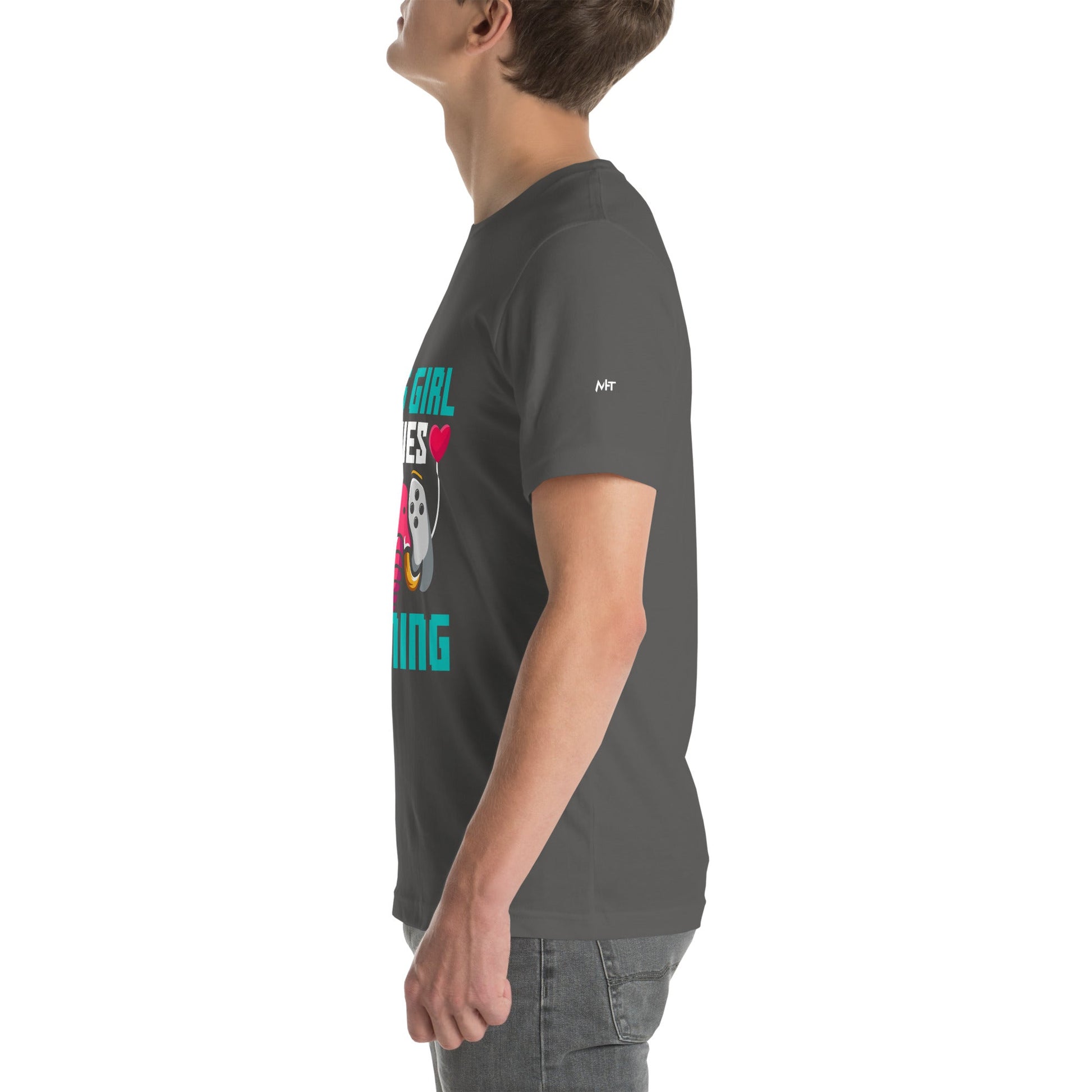 This girl Loves video games ( RiMa ) - Unisex t-shirt by DarkByteGear