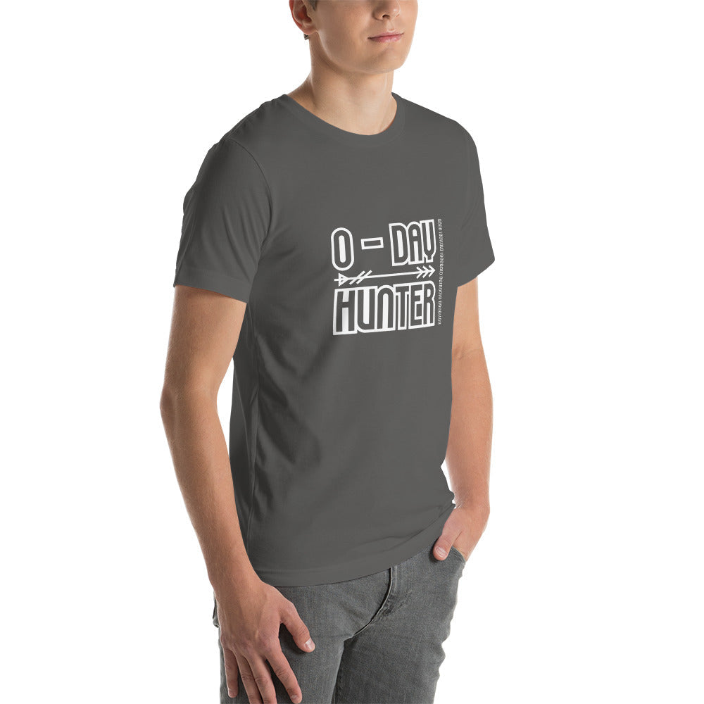 0-day hunter V6 - Unisex t-shirt by DarkByteGear