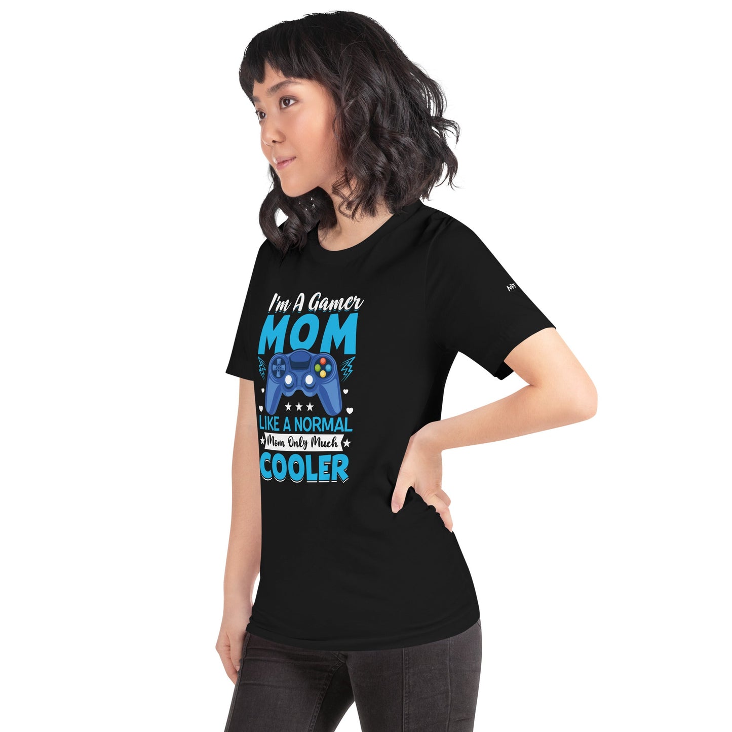I am a Gamer Mom - Unisex t-shirt by DarkByteGear