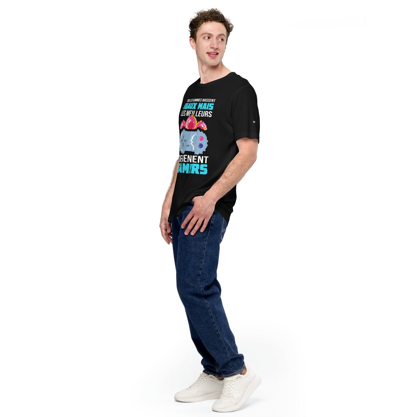Tous Les Hommes Naissent Egaux Mais - Unisex t-shirt by DarkByteGear