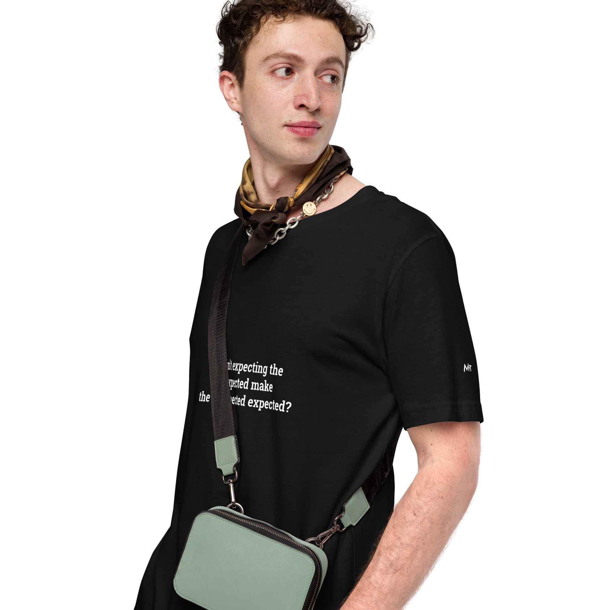 Doesn't expecting the unexpected make the unexpected expected - Unisex t-shirt by DarkByteGear