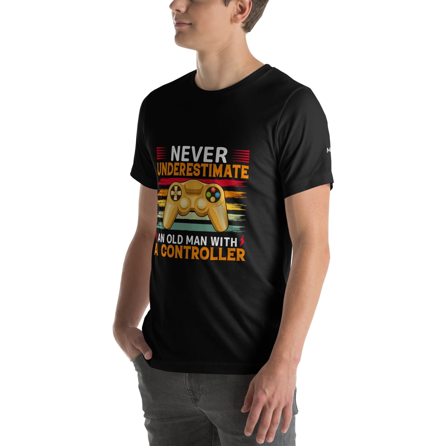 Never Underestimate an old man with a controller - Unisex t-shirt by DarkByteGear