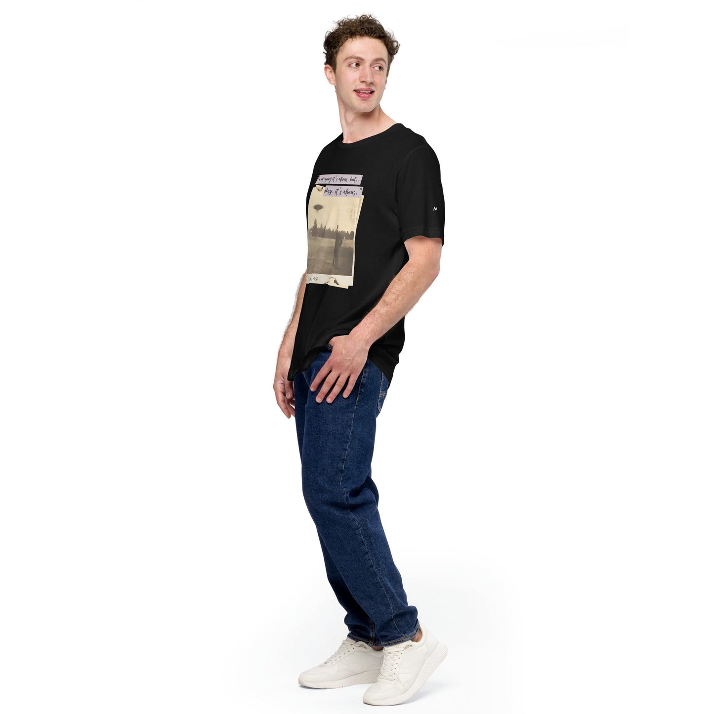 I am not saying it's aliens but, Okay! it's aliens V1 - Unisex t-shirt by DarkByteGear
