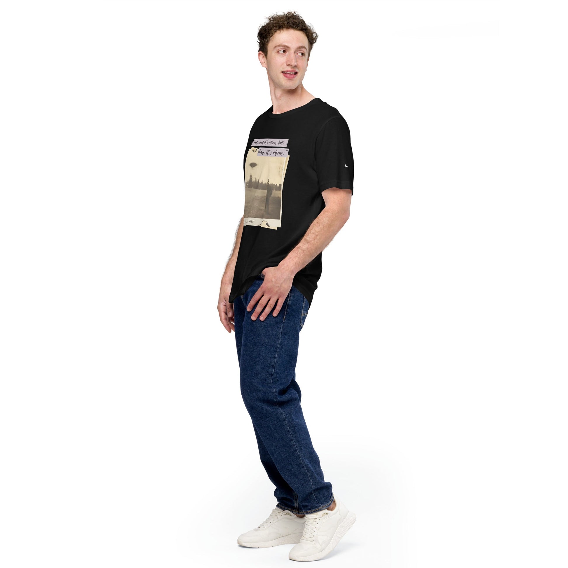 I am not saying it's aliens but, Okay! it's aliens V1 - Unisex t-shirt by DarkByteGear