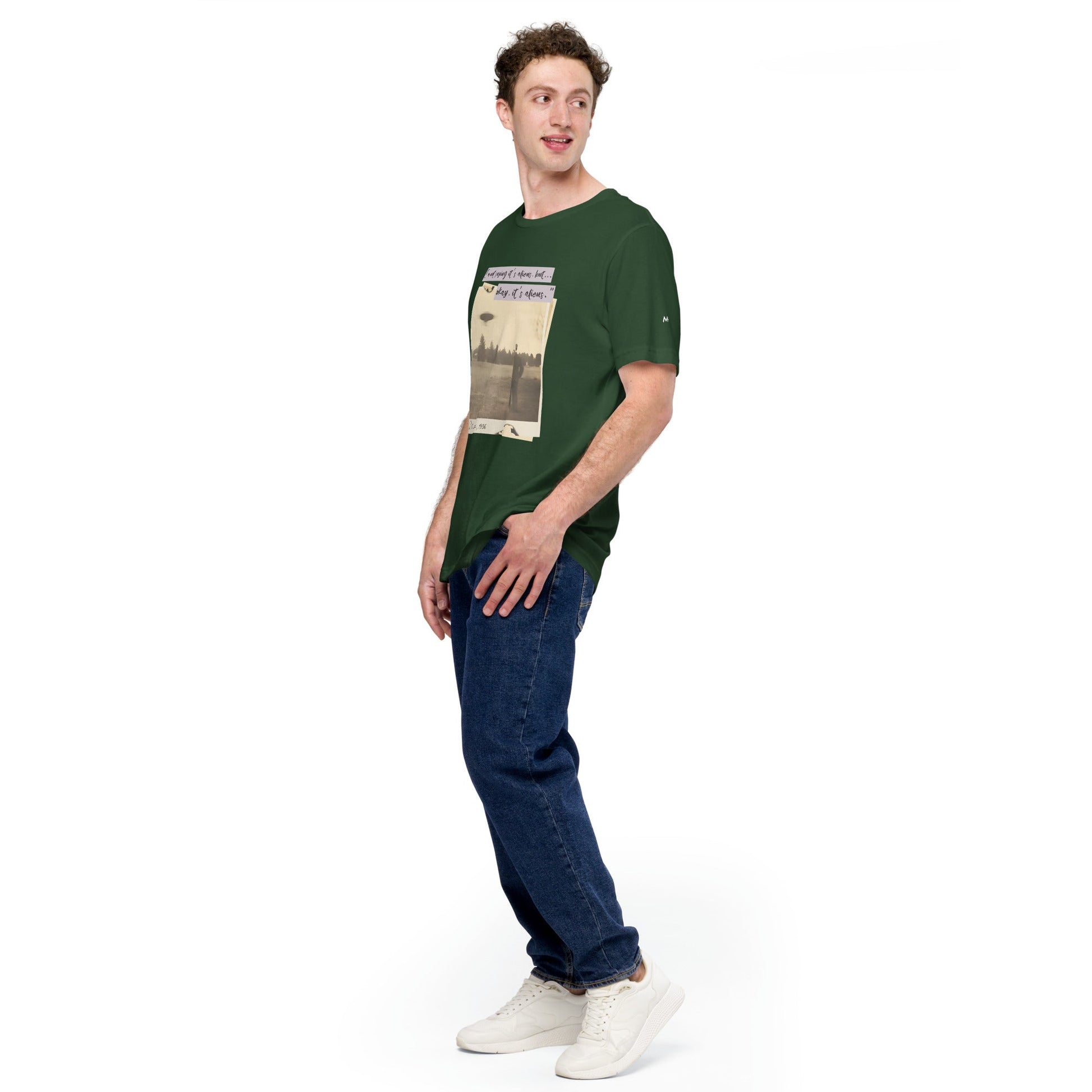 I am not saying it's aliens but, Okay! it's aliens V1 - Unisex t-shirt by DarkByteGear