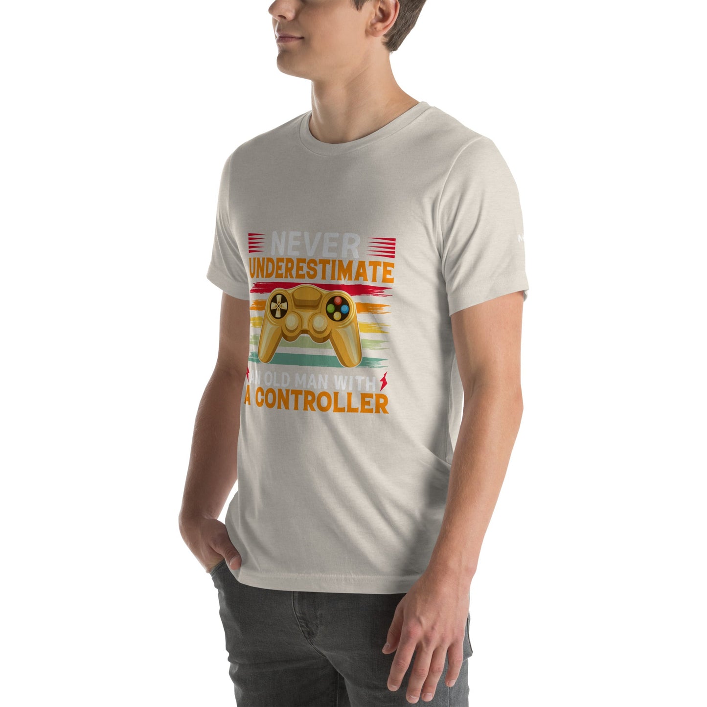 Never Underestimate an old man with a controller - Unisex t-shirt by DarkByteGear