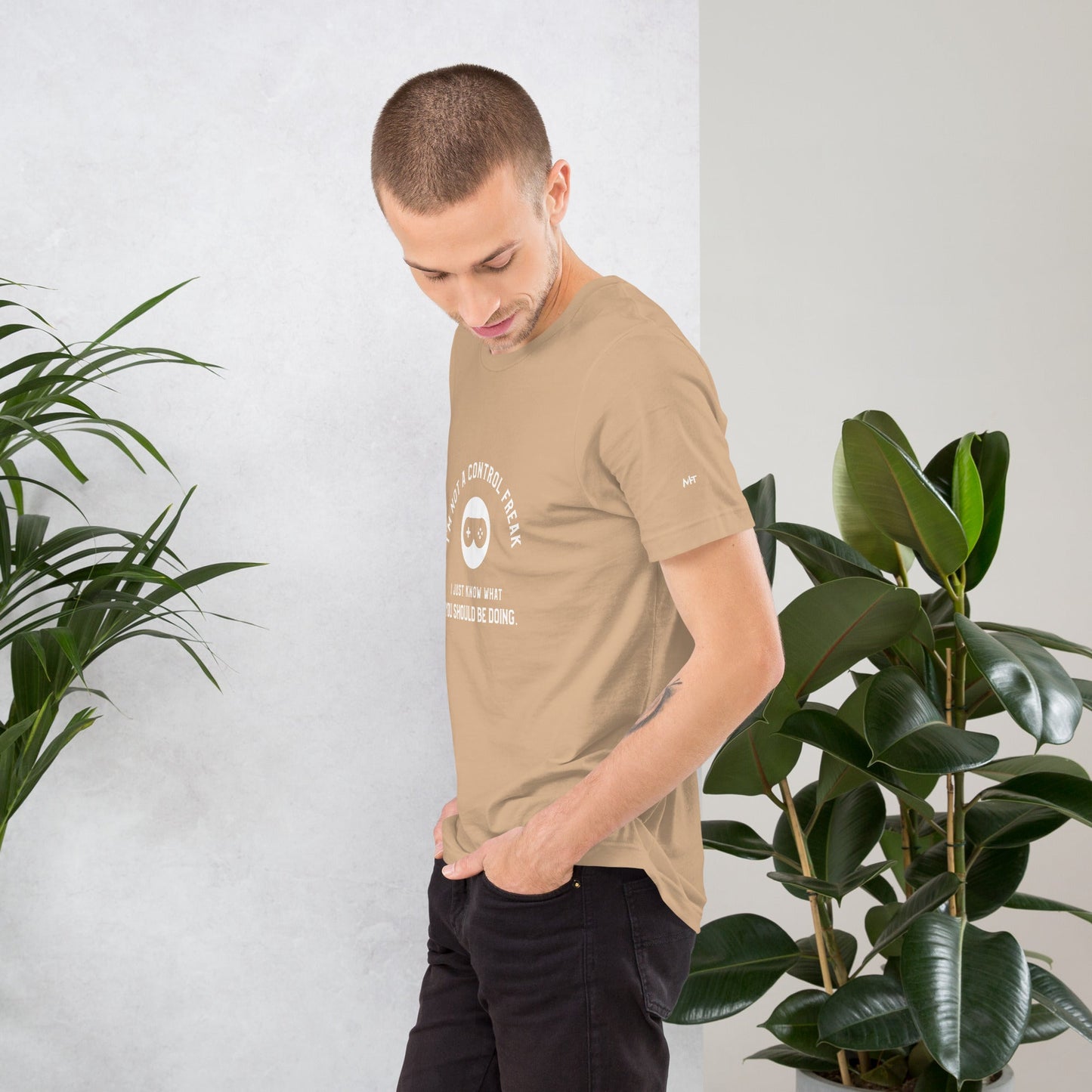I am not a Control freak, I just Know what you should be doing - Unisex t-shirt by DarkByteGear