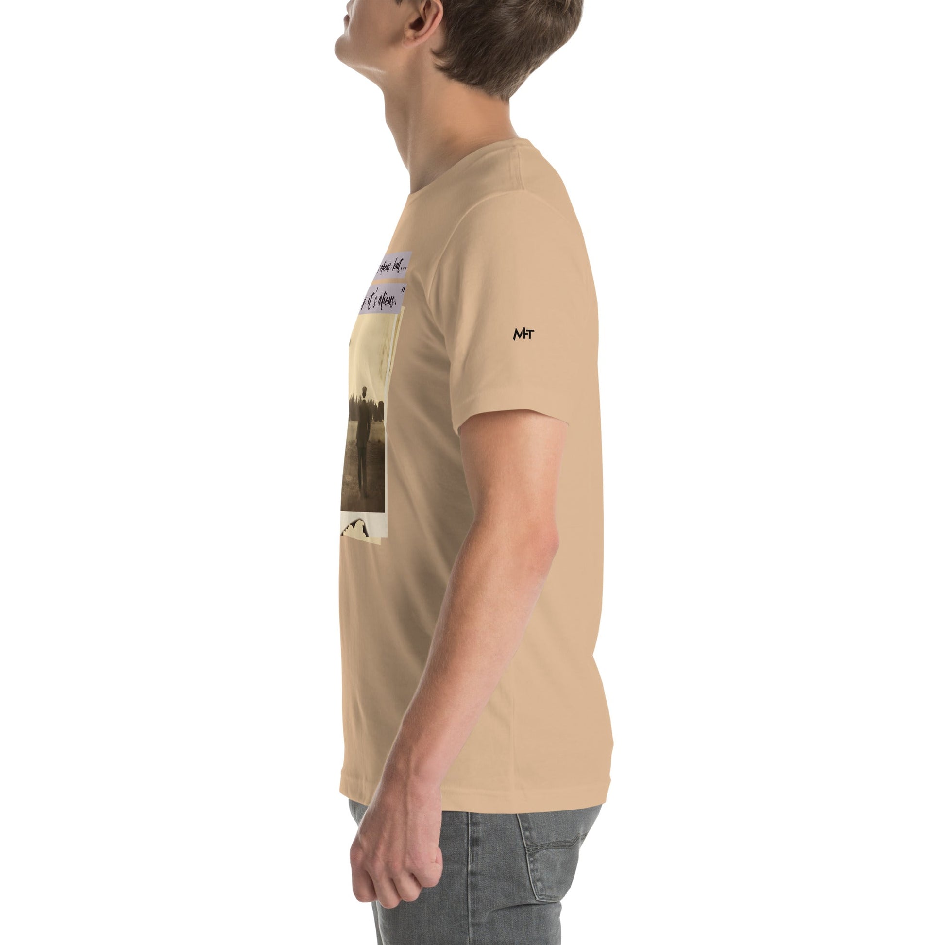 I'm not saying it's aliens, but... okay, it's aliens - Unisex t-shirt by DarkByteGear