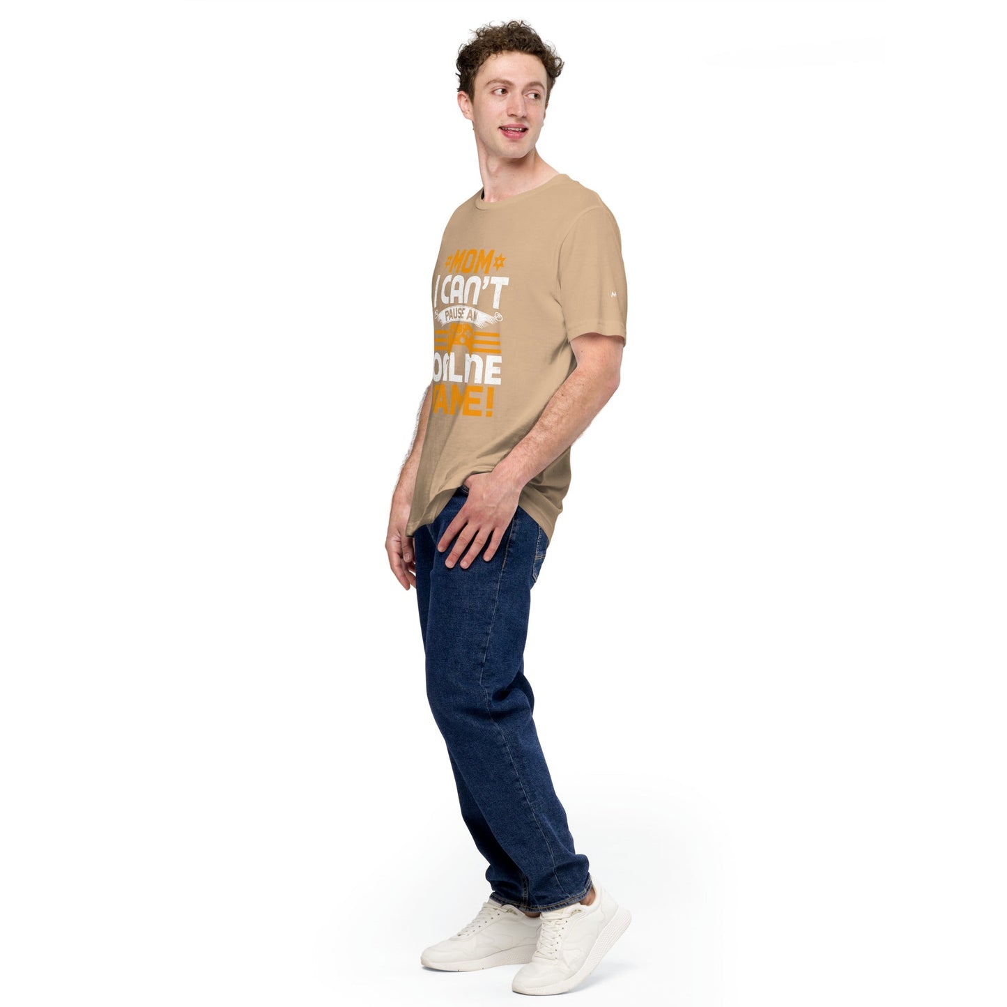 *MOM*! I can't Pause an Online Game - Unisex t-shirt by DarkByteGear