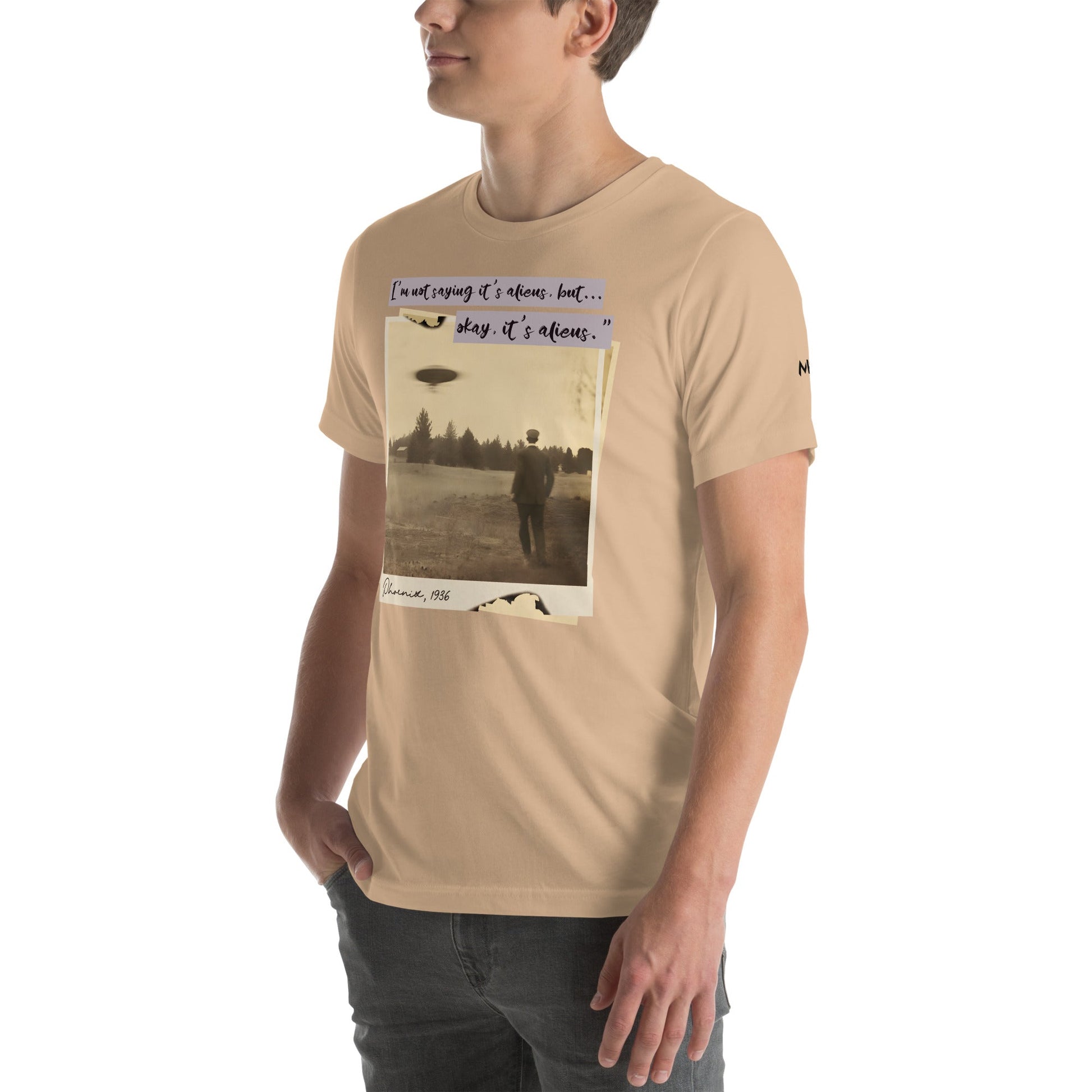 I'm not saying it's aliens, but... okay, it's aliens - Unisex t-shirt by DarkByteGear