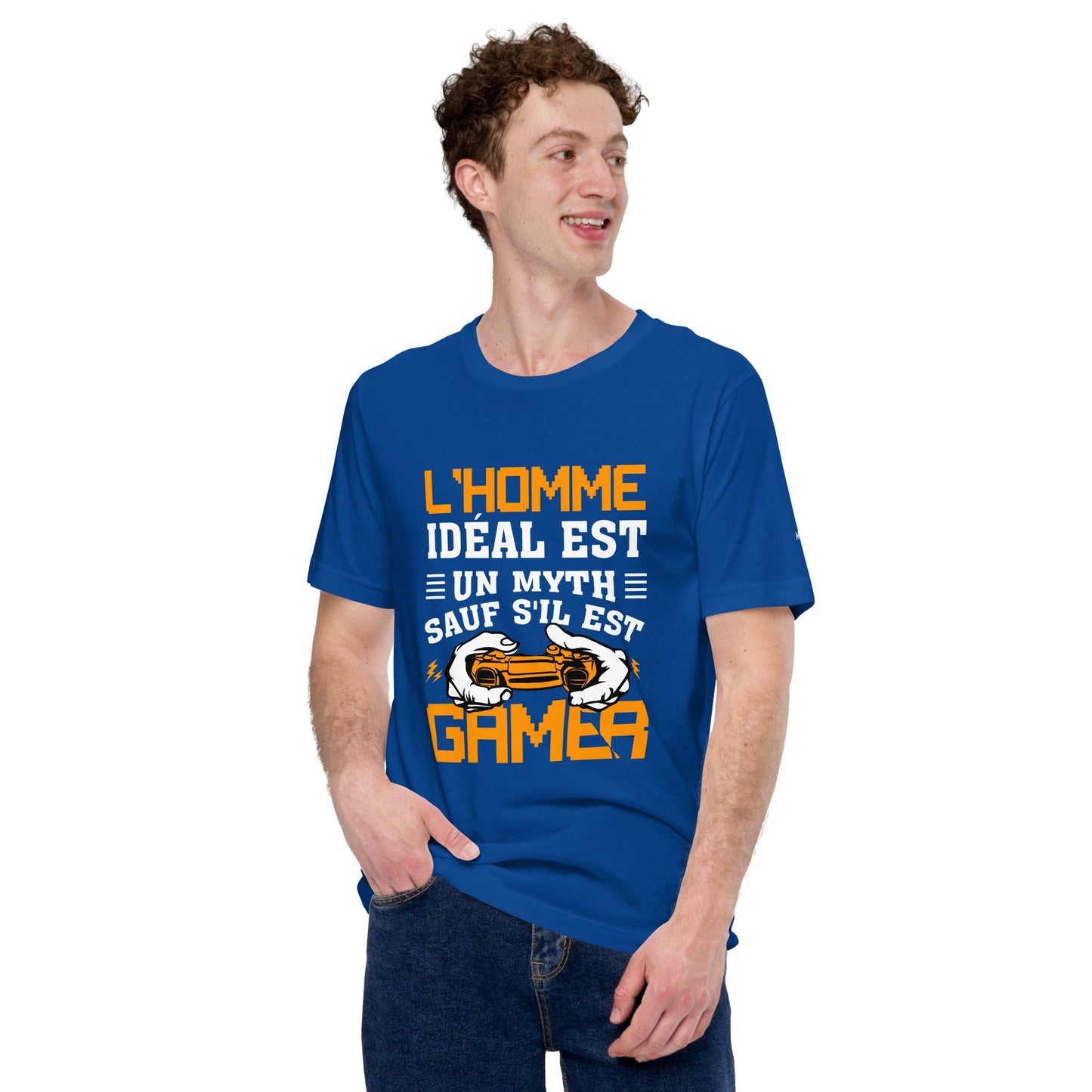 L'HOMME IDEAL EST UN MYTH SAUT SILEST GAMER - Unisex t-shirt by DarkByteGear