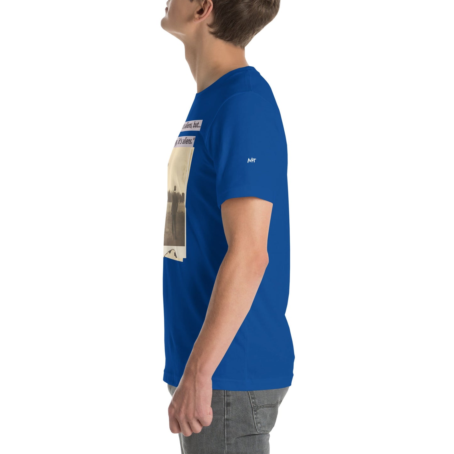 I'm not saying it's aliens, but... okay, it's aliens - Unisex t-shirt by DarkByteGear