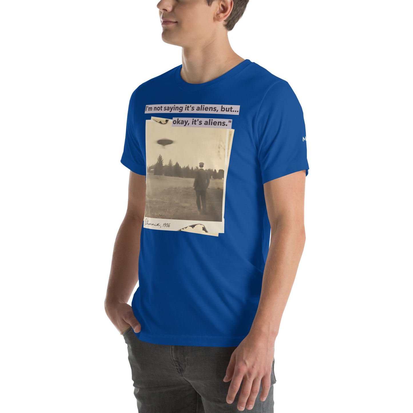 I'm not saying it's aliens, but... okay, it's aliens - Unisex t-shirt by DarkByteGear