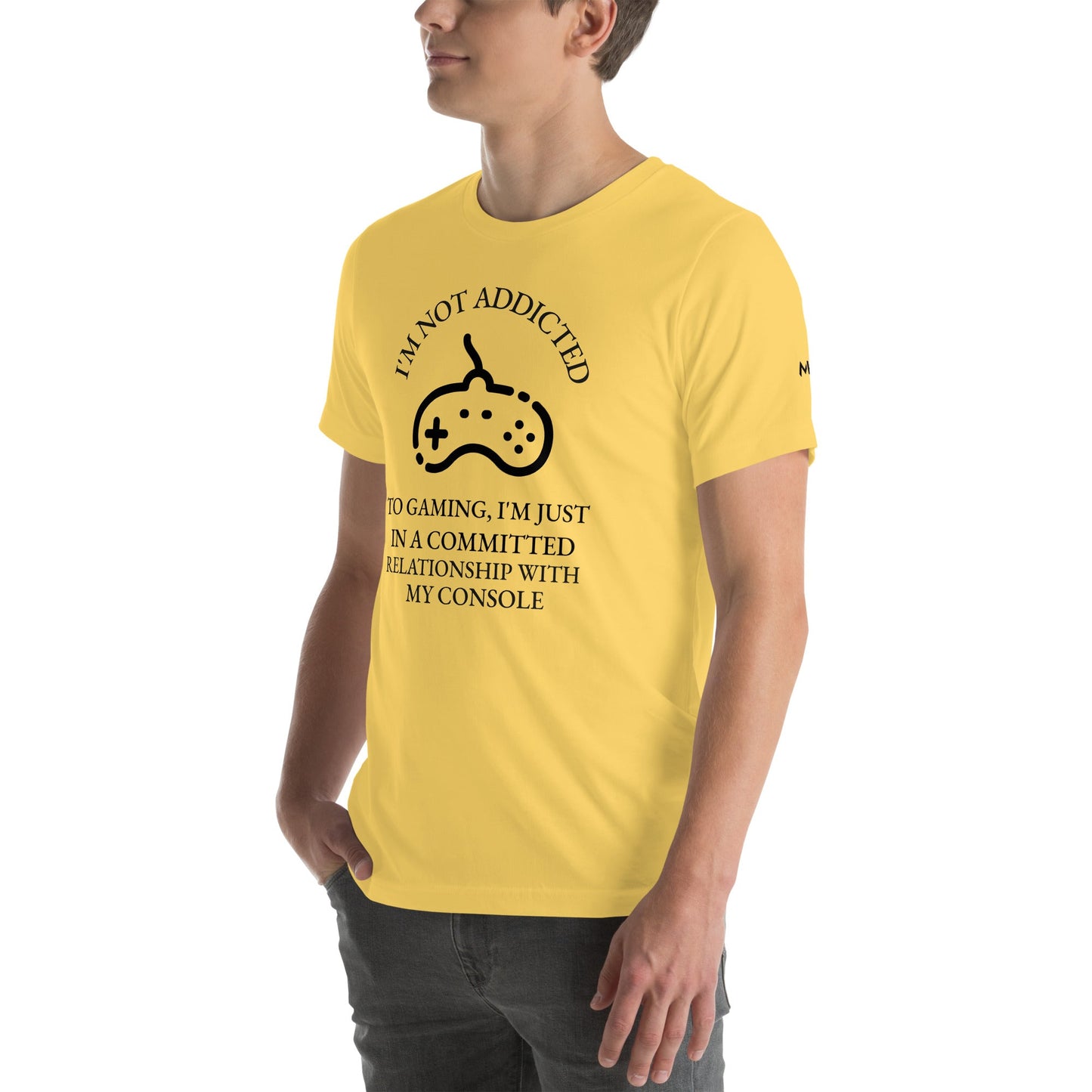 I'm not addicted to gaming - Unisex t-shirt by DarkByteGear