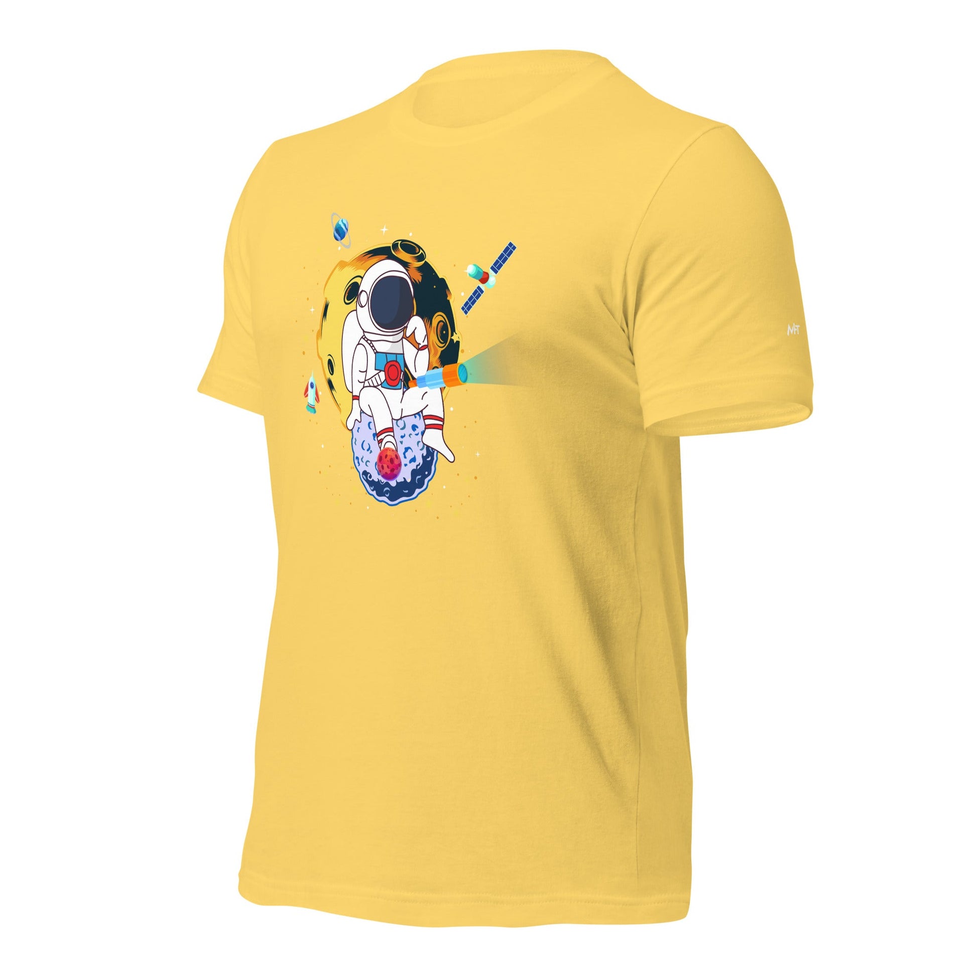 Astranaut catching stars - Unisex t-shirt by DarkByteGear